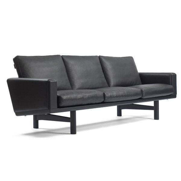 Hans J. Wegner - GE236 Sofa